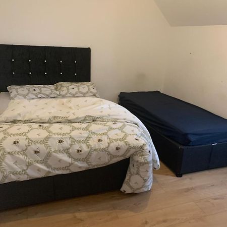 At Apex House Bed and Breakfast Ντάγκεναμ Εξωτερικό φωτογραφία
